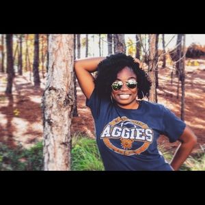 Meet your Posher, Kaila